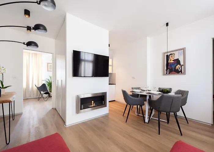 New Modern Apartment 5. Floor